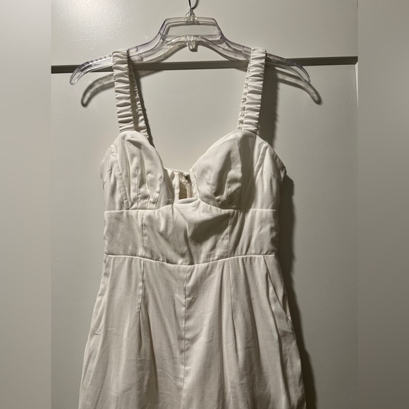 ASTR the Label Versailles White Jumpsuit - Picture 4 of 10